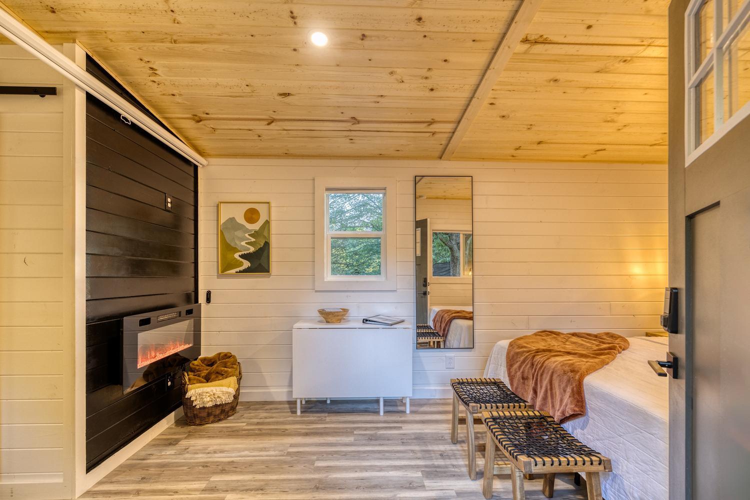 Couples Retreat: King Bed:Hot Tub:Firepit & More Blue Ridge Εξωτερικό φωτογραφία