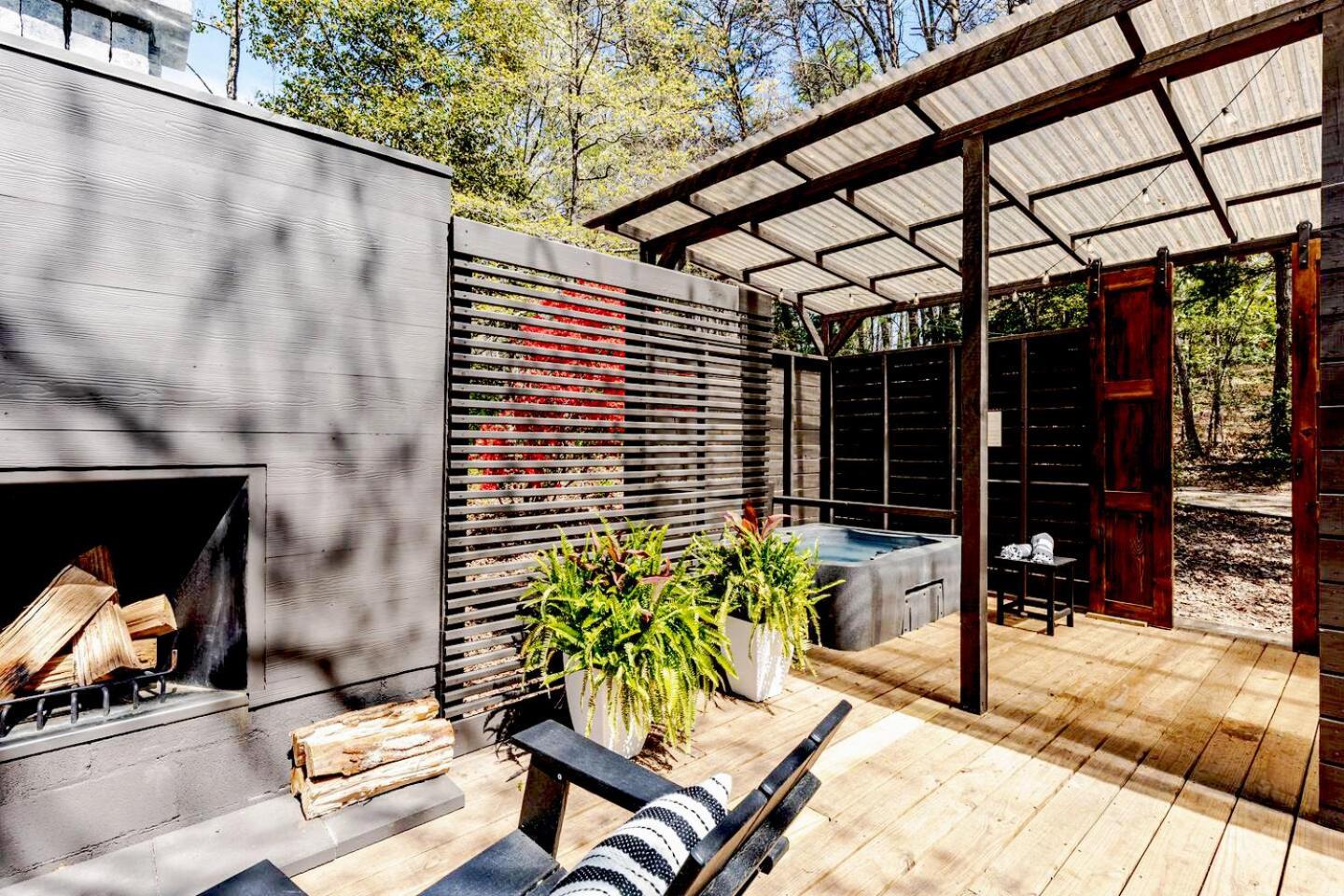Couples Retreat: King Bed:Hot Tub:Firepit & More Blue Ridge Εξωτερικό φωτογραφία